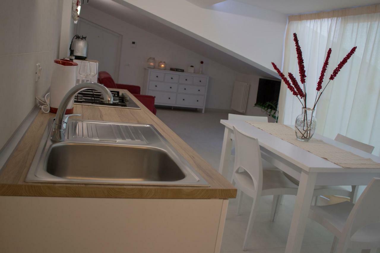 דירות קאסטלמארה דל גולפו Duchessa House מראה חיצוני תמונה